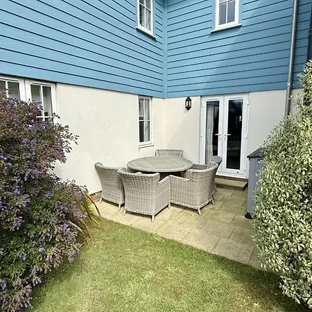 Holiday home Sunset Retreat - Part Of The The Bay Village With Pool, Gym And Direct Access, Pub, Restaurant, Tennis And Meadows Walks *