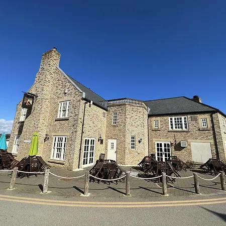 Holiday home Sunset Retreat - Part Of The The Bay Village With Pool, Gym And Direct Access, Pub, Restaurant, Tennis And Meadows Walks Filey