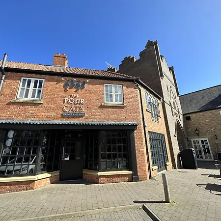 Sunset Retreat - Part Of The The Bay Village With Pool, Gym And Direct Access, Pub, Restaurant, Tennis And Meadows Walks Filey